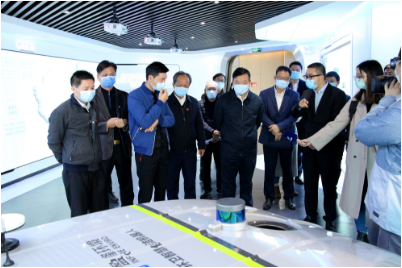 佛山市市长朱伟率队视察指导upay钱包官网环境复工抗疫工作，多款环卫消毒设备助力全国抗疫获赞！